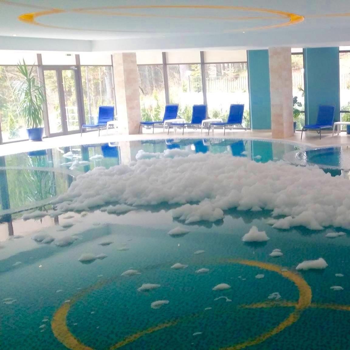 Hotel Hart Predeal Bagian luar foto