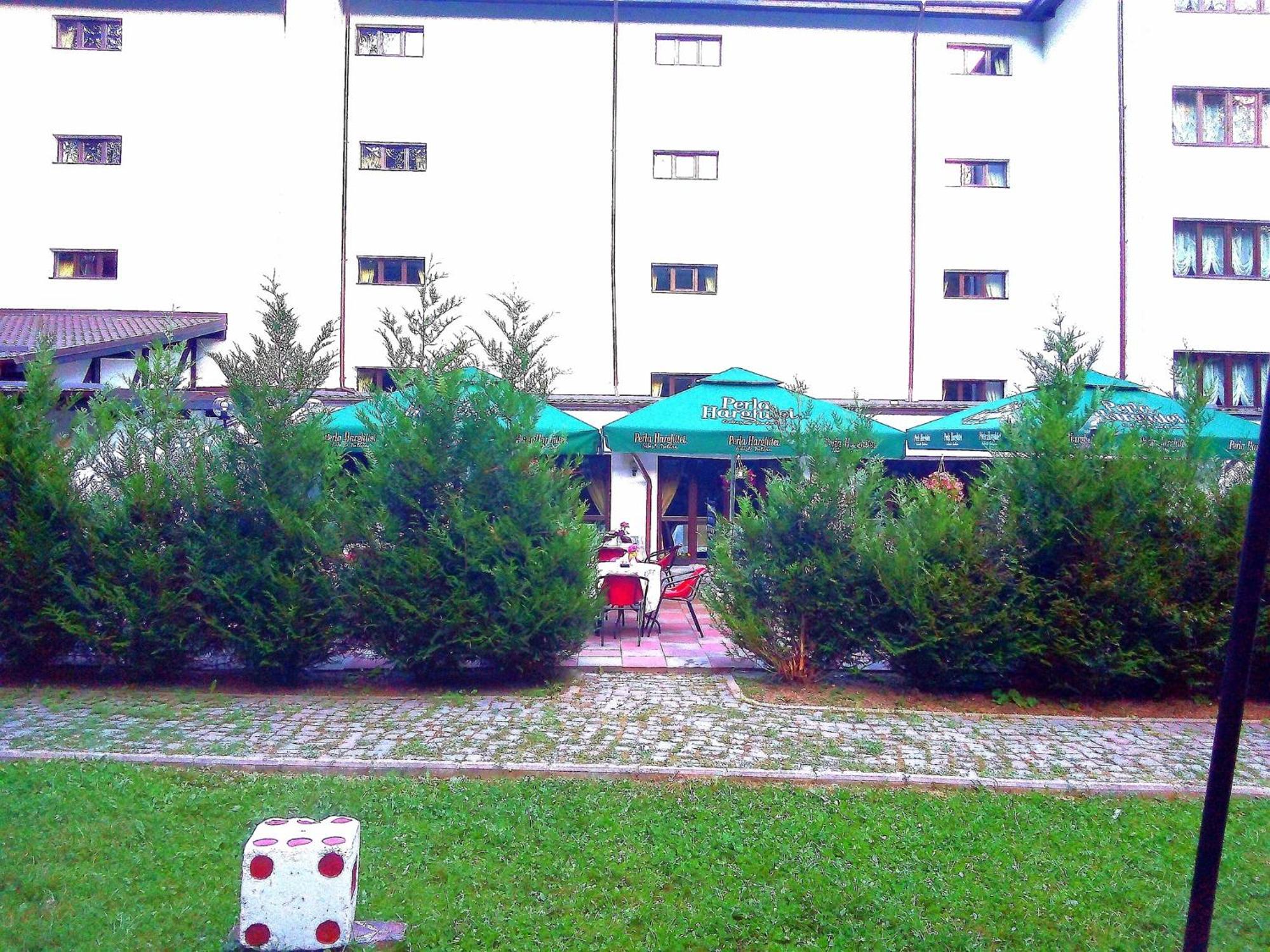 Hotel Hart Predeal Bagian luar foto
