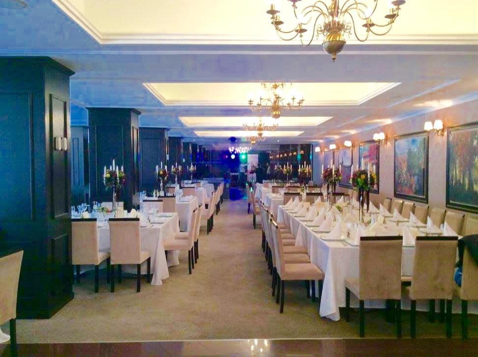 Hotel Hart Predeal Bagian luar foto